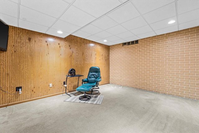 W155N6631 Blue Heron DRIVE, Menomonee Falls, WI 53051