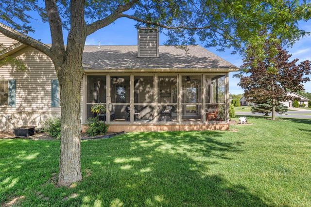W155N6631 Blue Heron DRIVE, Menomonee Falls, WI 53051