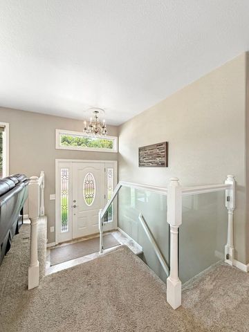 2149 1st Ave. SW, Minot, ND 58701