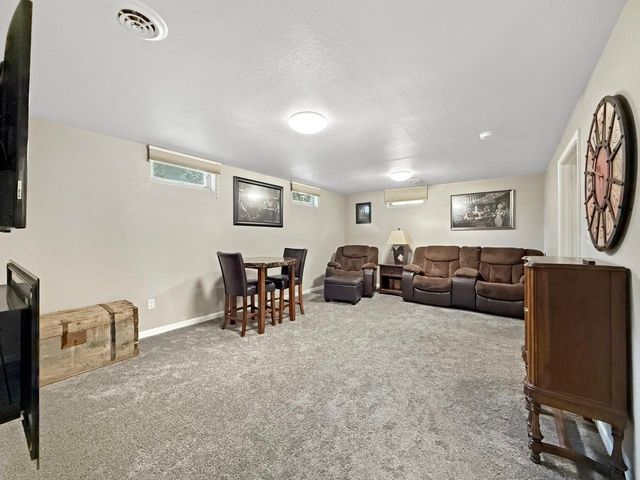 2149 1st Ave. SW, Minot, ND 58701