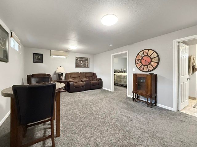 2149 1st Ave. SW, Minot, ND 58701