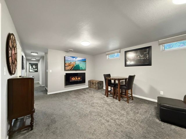 2149 1st Ave. SW, Minot, ND 58701
