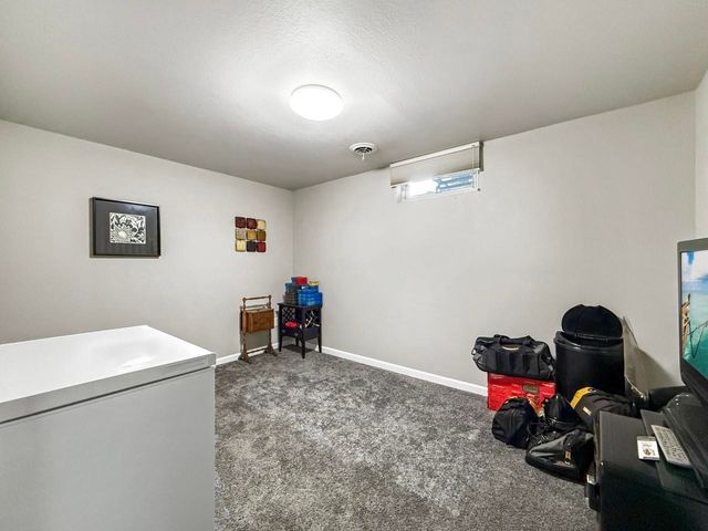 2149 1st Ave. SW, Minot, ND 58701
