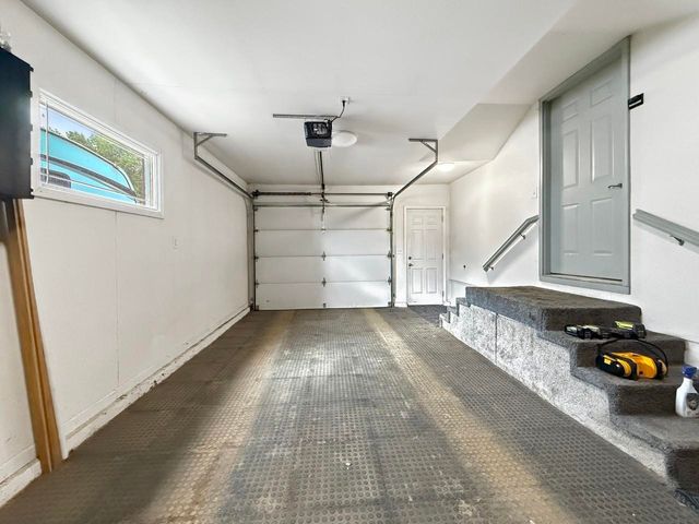 2149 1st Ave. SW, Minot, ND 58701