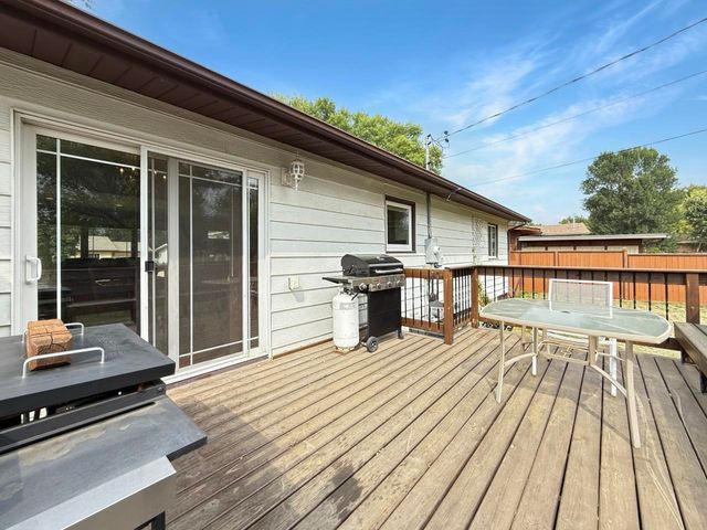 2149 1st Ave. SW, Minot, ND 58701
