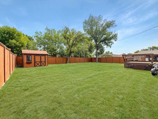 2149 1st Ave. SW, Minot, ND 58701