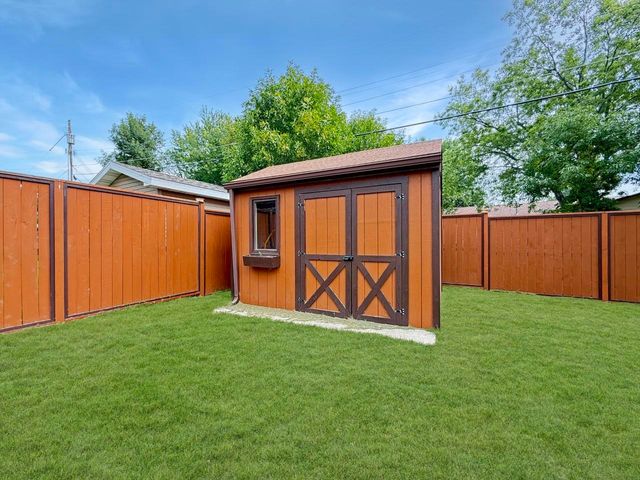2149 1st Ave. SW, Minot, ND 58701