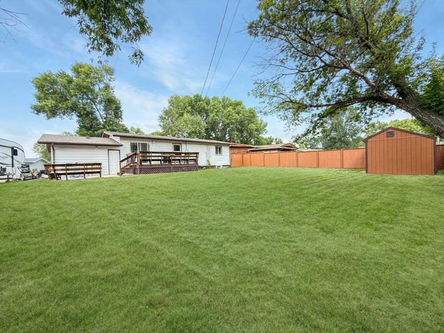 2149 1st Ave. SW, Minot, ND 58701