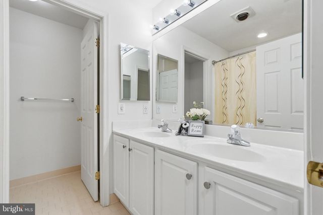 6531 RIVER RUN, Columbia, MD 21044