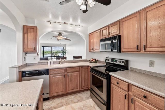 1611 Minutemen Causeway 306, Cocoa Beach, FL 32931