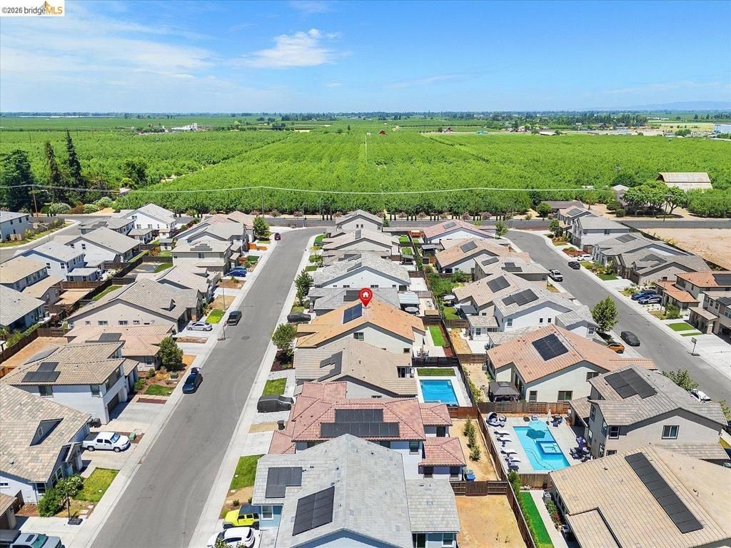 Image 33 of property listing at 4352 Vanguard DR, Modesto, CA 95356