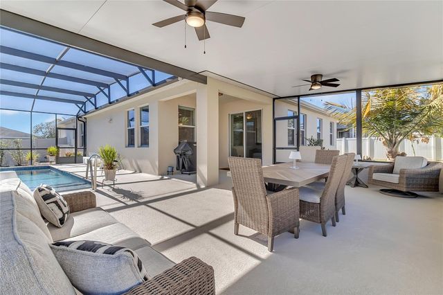 121 WHIRLAWAY DRIVE, Davenport, FL 33837