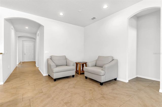 121 WHIRLAWAY DRIVE, Davenport, FL 33837