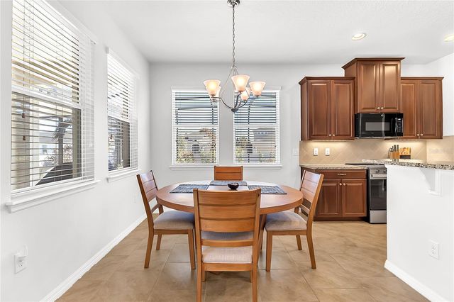 121 WHIRLAWAY DRIVE, Davenport, FL 33837