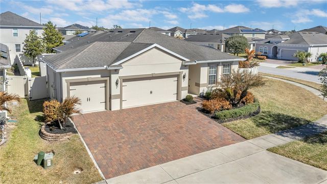 121 WHIRLAWAY DRIVE, Davenport, FL 33837