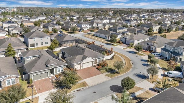 121 WHIRLAWAY DRIVE, Davenport, FL 33837