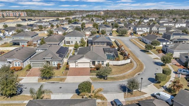 121 WHIRLAWAY DRIVE, Davenport, FL 33837