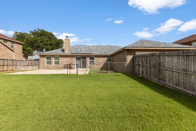 2131 Candace Drive, Lancaster, TX 75146