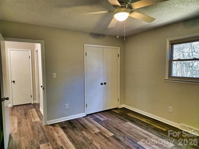 323 Mount Bethel Road, Harmony, NC 28634