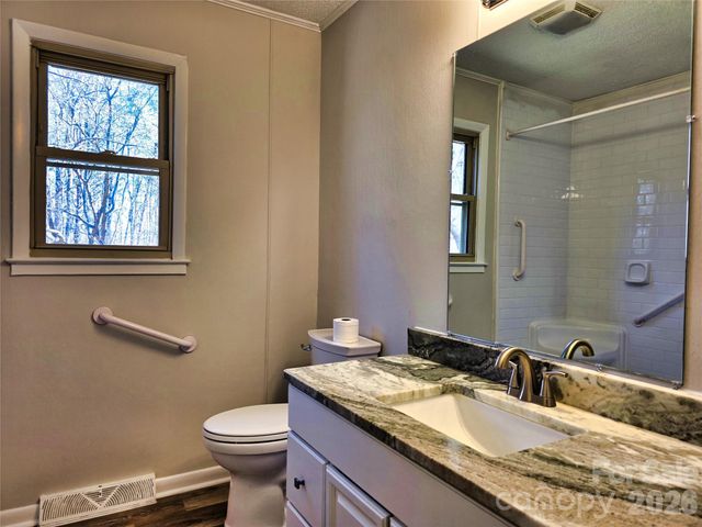 323 Mount Bethel Road, Harmony, NC 28634