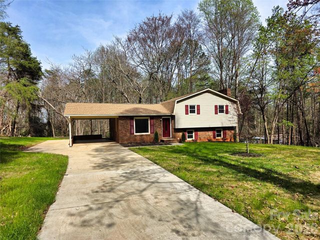 323 Mount Bethel Road, Harmony, NC 28634