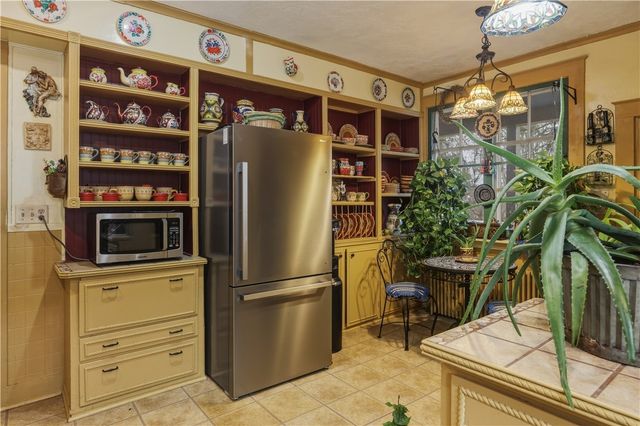 901 West Water Street, Elmira, NY 14905