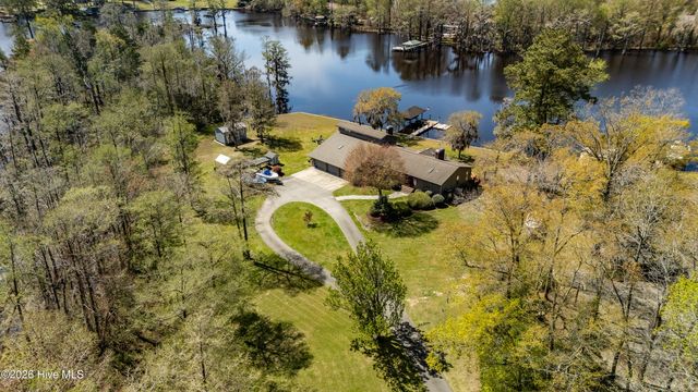 175 Gus Lane, New Bern, NC 28562