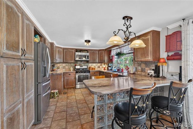 4444 Baumgartner Road, St Louis, MO 63129