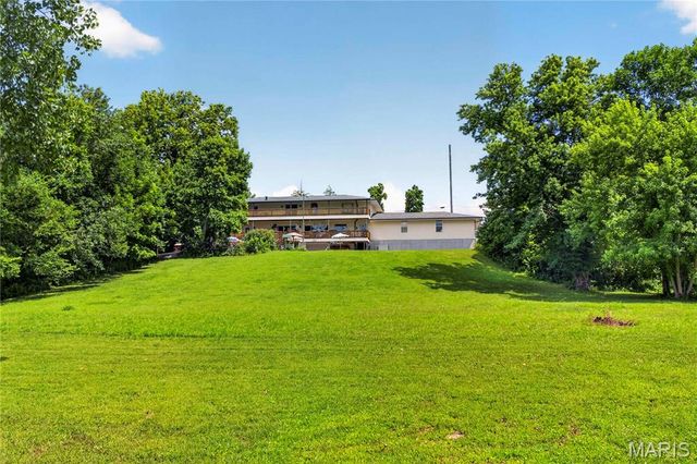 4444 Baumgartner Road, St Louis, MO 63129