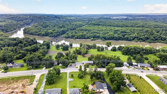 4444 Baumgartner Road, St Louis, MO 63129