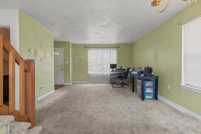 129 Greenfield CRES, Suffolk, VA 23434