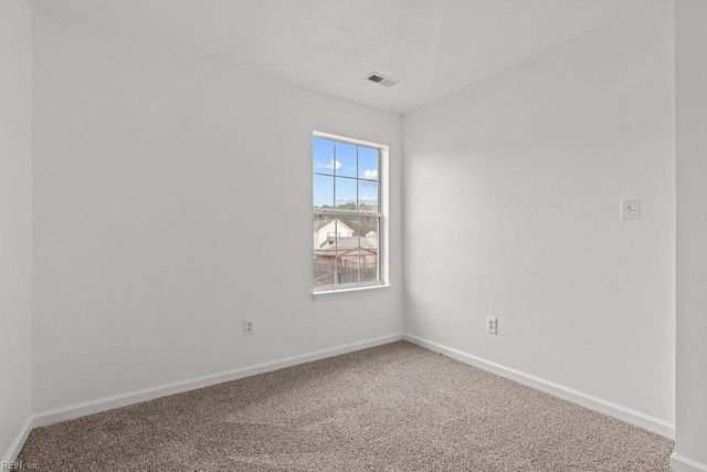 129 Greenfield CRES, Suffolk, VA 23434