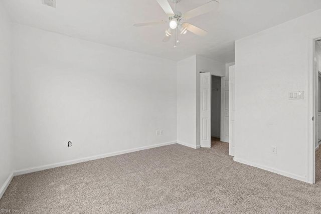 129 Greenfield CRES, Suffolk, VA 23434