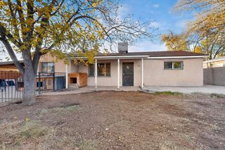 2701 Garcia Street NE, Albuquerque, NM 87112