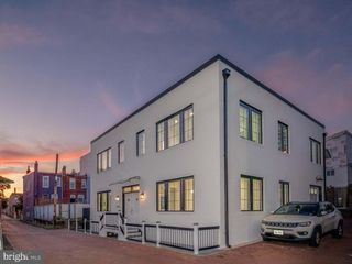 1680 EBENEZER CT SE, Washington, DC 20003