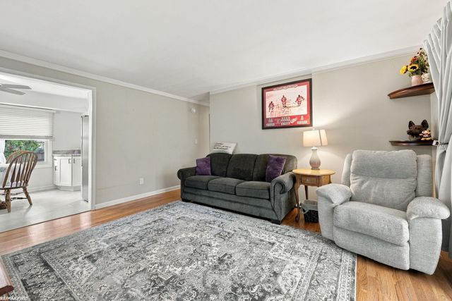 23789 Whitley, Clinton Township, MI 48035