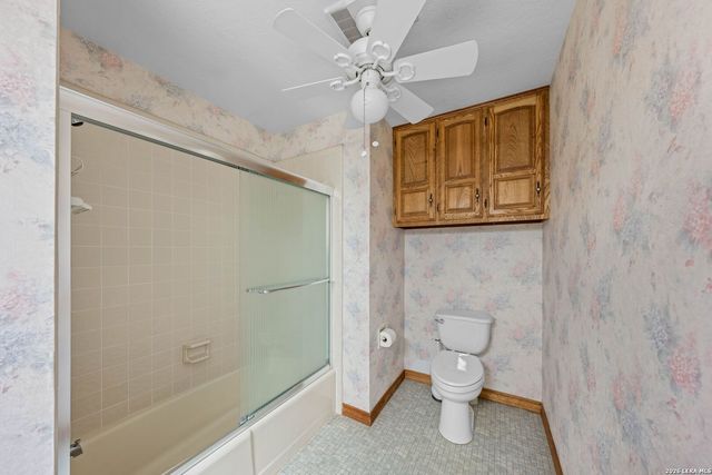 162 Oak Wood Rd, Kerrville, TX 78028