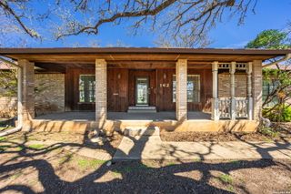 162 Oak Wood Rd, Kerrville, TX 78028