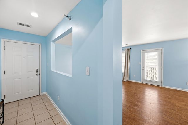 857 Malabu Drive 7202, Lexington, KY 40502