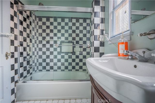 1609 S Sierra Vista, Alhambra, CA 91801