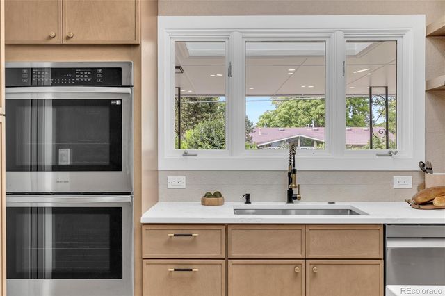 3735 S Hibiscus Way, Denver, CO 80237