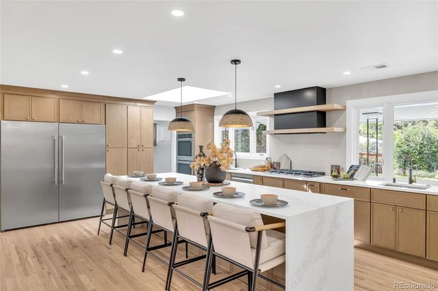 3735 S Hibiscus Way, Denver, CO 80237