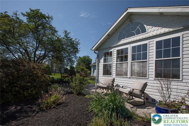 87 Ivy League Drive, Maxatawny Twp, PA 19530