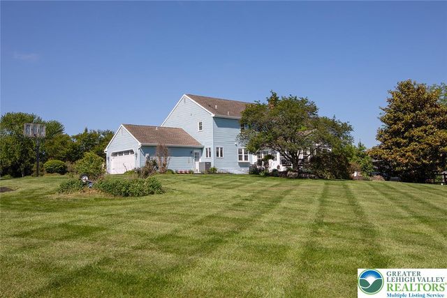 87 Ivy League Drive, Maxatawny Twp, PA 19530