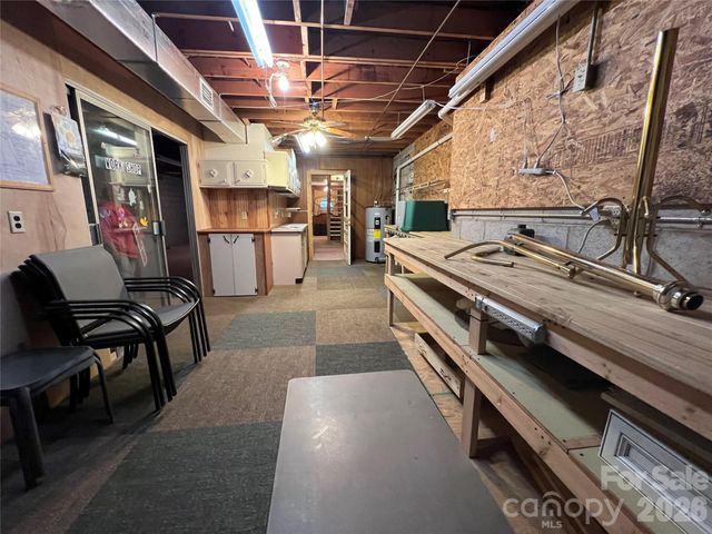 204 Reed Drive, Flat Rock, NC 28731