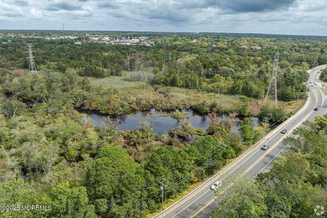 354 Lakehurst Road, Toms River, NJ 08755