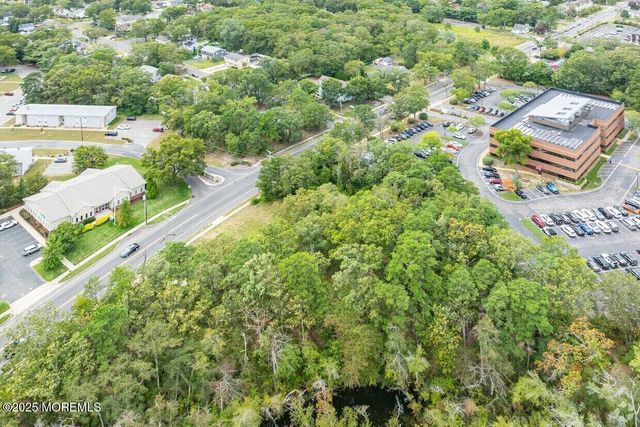 354 Lakehurst Road, Toms River, NJ 08755