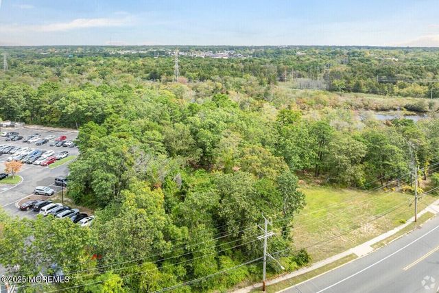 354 Lakehurst Road, Toms River, NJ 08755