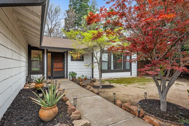 103 Econome Ct, Folsom, CA 95630