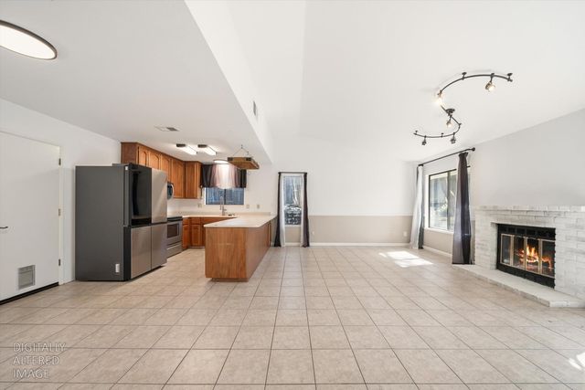 103 Econome Ct, Folsom, CA 95630